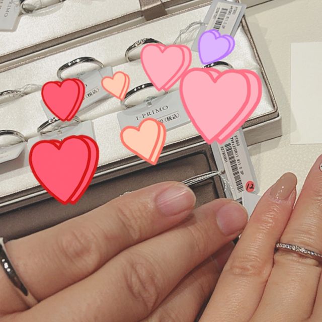 【アイプリモ(I-PRIMO)の口コミ】 ダイヤモンドが綺麗に散りばめられており、毎日この輝きを見ていたら幸せ…