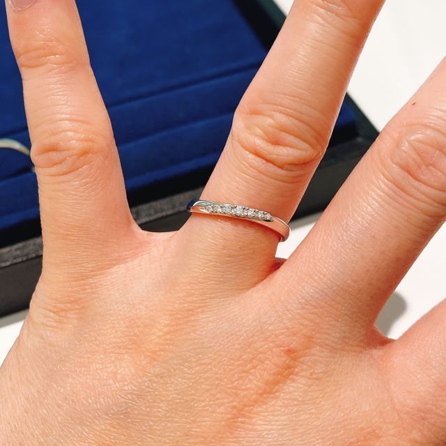 【4℃ BRIDAL(ヨンドシーブライダル)の口コミ】 価格もちょうどよくて、デザインも好みのものがたくさんありました。
悩み…