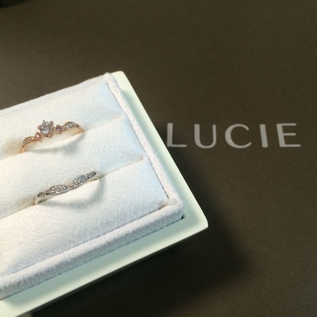 【LUCIE(ルシエ)の口コミ】 オートクチュールで自分達だけのデザインを作っていただけ、しかもデザイ…