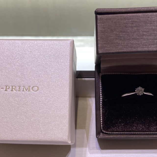 【アイプリモ(I-PRIMO)の口コミ】 プロポーズ用にシンプルなデザインを最初に選びました。店舗のサービスで…
