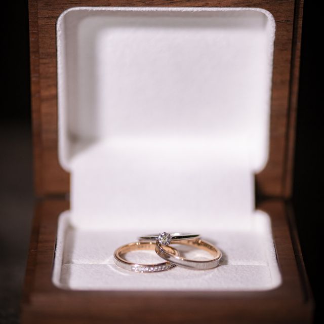 【Ponte Vecchio(ポンテヴェキオ)の口コミ】 シルバーだけだと、物足りなさを感じ、肌なじみの良いピンクゴールドが入…