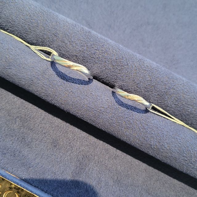 【Desserts(デザート)の口コミ】 二人共、手が大きめで指が長いので、太めの幅で少しデザインがあるものを…