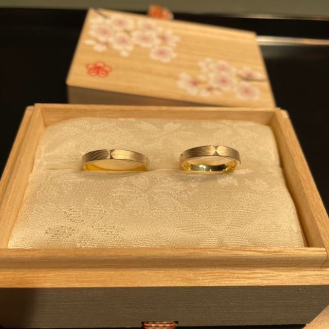 【杢目金屋(もくめがねや)の口コミ】 女性の好みで似合う指輪は多くありましたが、手の大きい男性にも似合う指…