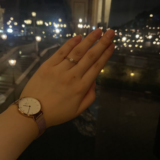 【ティファニー(Tiffany & Co.)の口コミ】 なんといっても、指輪がとても輝いているところです。
何度見ても綺麗な指…