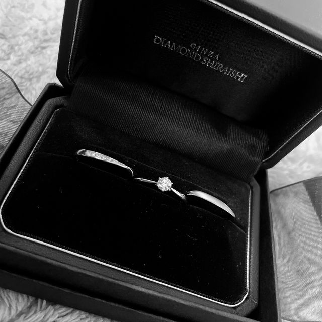 【銀座ダイヤモンドシライシの口コミ】 シンプルだけど、キラキラしてるのが良くてこのデザインにしました！
普段…