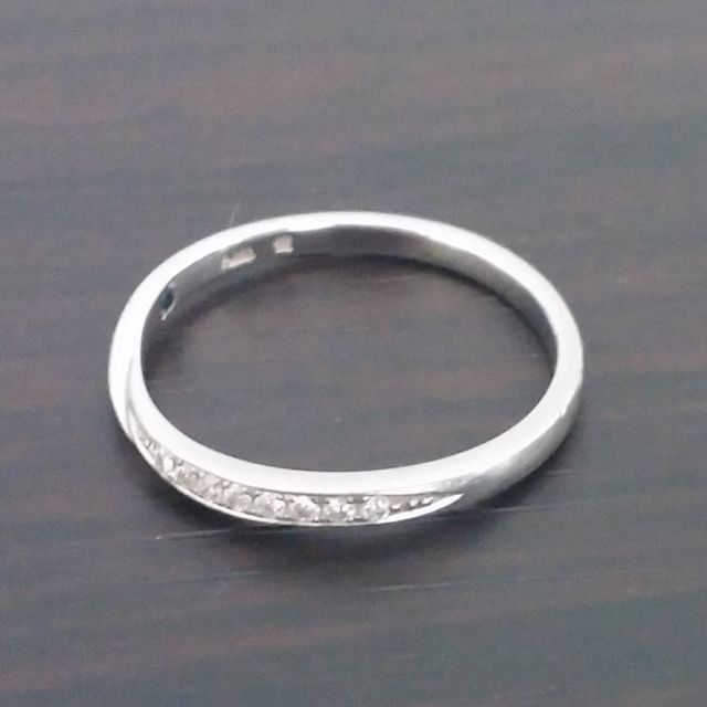 【俄(にわか)の口コミ】 いろいろ悩みましたが、程よく和を感じる俄で買いたいと思いました。
最初…