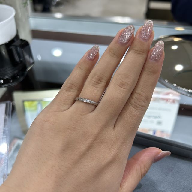 【宝寿堂(ほうじゅどう)の口コミ】 ダイヤのものからシンプルなものまで、幅広く形がありました。
ダイヤの個…