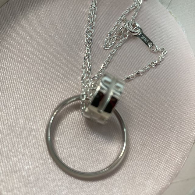 【insembre(インセンブレ)の口コミ】 再婚と晩婚のカップルですのであまり物にはこだわりがない。シンプルかつ…