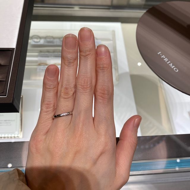 【アイプリモ(I-PRIMO)の口コミ】 シンプルかつ飽きのこないデザインを探して色々な店舗を見てまわりました…