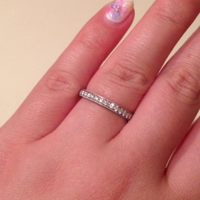 【Gabrielle DIAMONDの口コミ】 一周全部にダイヤが付いていると邪魔になりそうなので、ハーフエタニティ…