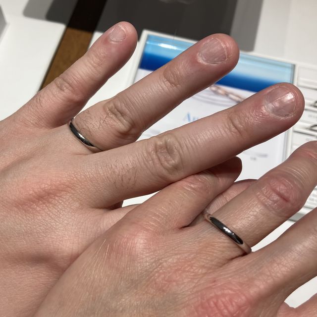 【銀座ダイヤモンドシライシの口コミ】 とにかくシンプルで、夫が指にずっとはめていても疲れない指輪を探してい…