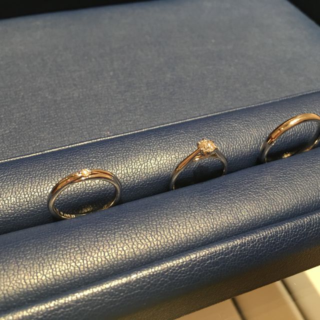 【銀座ダイヤモンドシライシの口コミ】 シンプルなものがよかったので、思い通りの指輪に出会えました！指にはめ…