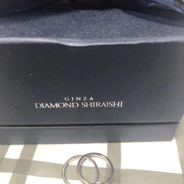 【銀座ダイヤモンドシライシの口コミ】 何店舗が他に見て回りましたが、自分好みのシンプルでありながらデザイン…