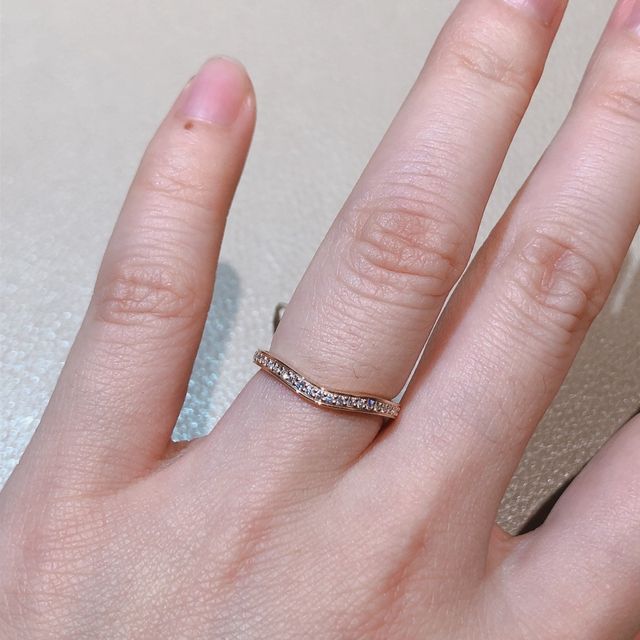 【カルティエ(Cartier)の口コミ】 やはり王道ブランドということもあり、着用時はとてもワクワクしました。
…