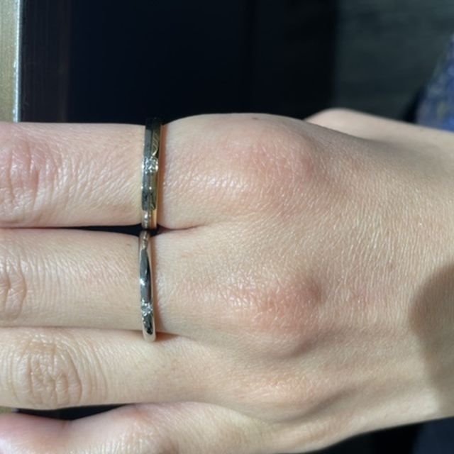 【ラザール ダイヤモンド(LAZARE DIAMOND)の口コミ】 2色使用したマーキーというリングです。HPで見つけた時は少し派手かなと思…