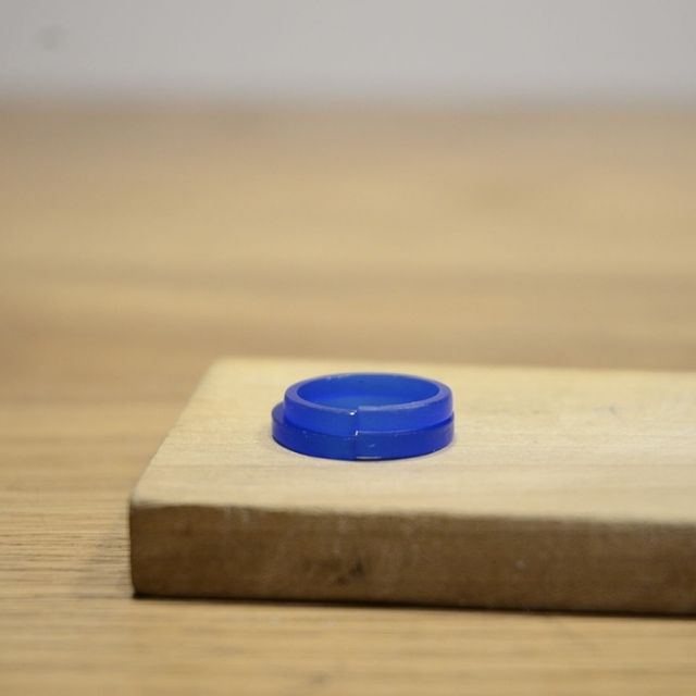 【CRAFY(クラフィ)の口コミ】 妻がお互いの指輪を手作りしたいということでお店を探しました。
色や幅の…