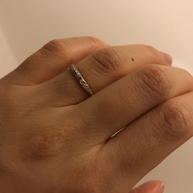 【アイプリモ(I-PRIMO)の口コミ】 デザインが派手すぎず、シンプルながらも上品な雰囲気があり、気に入って…