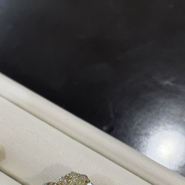 【サトウ宝石の口コミ】 卸価格で購入できます。
おそらくブランドで買うものの半額の値段で、2倍…