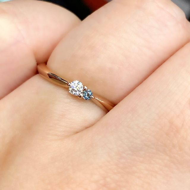 【ケイウノ ブライダル(K.UNO BRIDAL)の口コミ】 ・相手が気に入った結婚指輪と重ね付けをしたいが出来るものが限られてい…