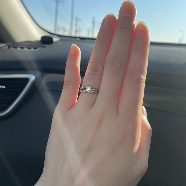 【Jupiter BLANTELIE(ジュピターブラントリエ)の口コミ】 担当していただいた方に、指の形に合ったデザインを選んでいただきデザイ…