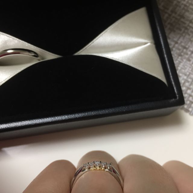 【エクセルコダイヤモンド(EXELCO DIAMOND)の口コミ】 思い描いていた通りのデザイン、
また要望以上の気に入ったデザインが見つ…