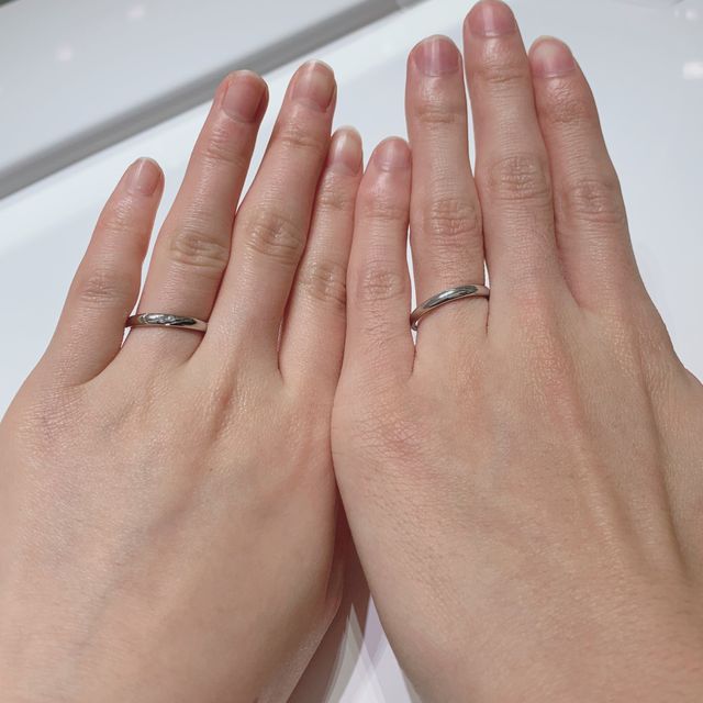 【4℃ BRIDAL(ヨンドシーブライダル)の口コミ】 最初は、たくさんの店舗を見た後にゆっくり選びたいですが、4℃ブライダル…