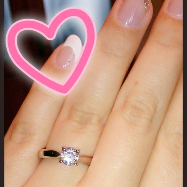 【ティファニー(Tiffany & Co.)の口コミ】 セッティングがシンプルなところと、もらったからには毎日着けたいので、…