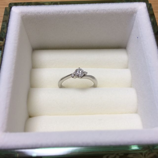 【アイプリモ(I-PRIMO)の口コミ】 指輪を選ぶときはマリッジリングと重ね付けして日常のお出かけでも使えそ…