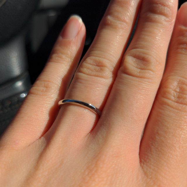【LUCIE(ルシエ)の口コミ】 シンプルなデザインが良く、指に馴染むものが良い思います探したところ、…