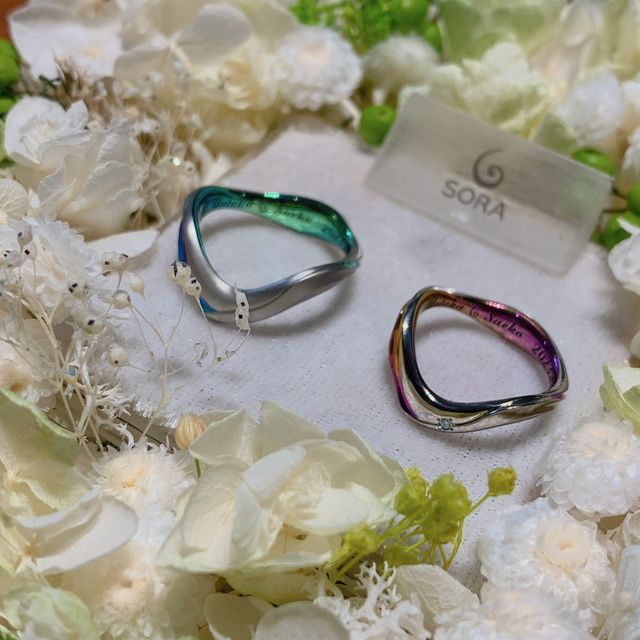 【SORA(ソラ)の口コミ】 デートでたまたま通りがかった時に発見したお店。こんなおしゃれな指輪が…