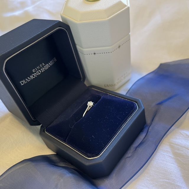 【銀座ダイヤモンドシライシの口コミ】 デザインとダイヤモンド質！
あとアフターサービスとリングの意味がとても…