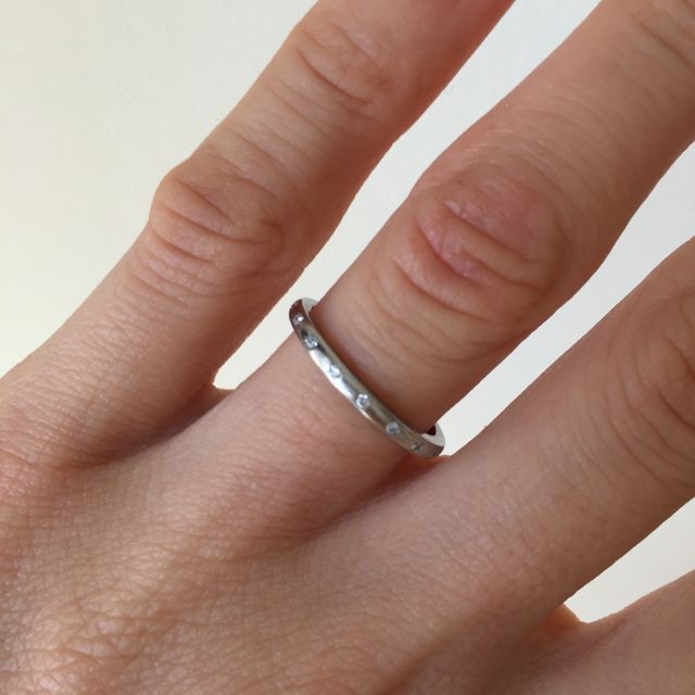 【4℃ BRIDAL(ヨンドシーブライダル)の口コミ】 婚約指輪を4°Cで購入していたので、婚約指輪と結婚指輪を重ね付けした…