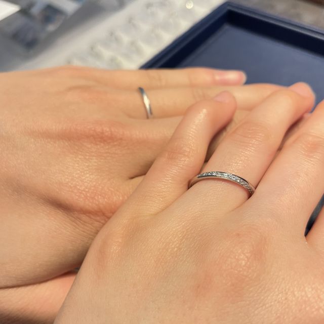 【銀座ダイヤモンドシライシの口コミ】 キラキラした指輪が好きというテーマを伝えたところ、似合いそうな指輪を…
