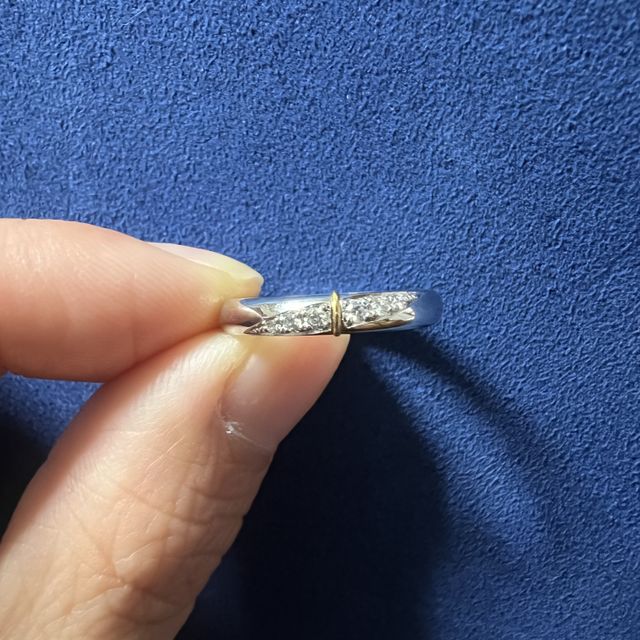 【ケイウノ ブライダル(K.UNO BRIDAL)の口コミ】 他にはないデザインで、他のリングと迷っていた私に要望に合わせてデザイ…