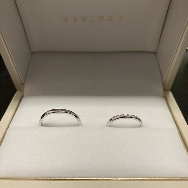 【宝寿堂(ほうじゅどう)の口コミ】 色々なリングを試着したが、指が細い方なので、リングも細いデザインのも…