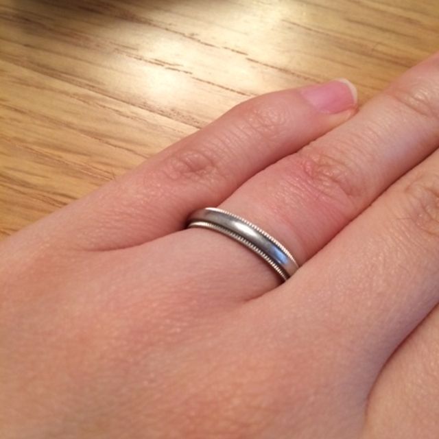 【ティファニー(Tiffany & Co.)の口コミ】 シンプルにデザインが入ってない物や個性的な物、色も今流行りのゴールド…