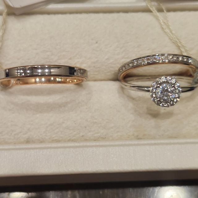 【ENUOVE(イノーヴェ)の口コミ】 エンゲージリングはビジュピコのパンフレットでデザインが可愛いかったの…