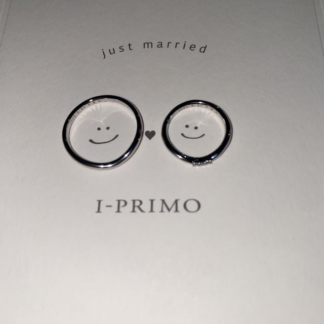 【アイプリモ(I-PRIMO)の口コミ】 指が細めなので、
細身でシンプルなデザインを探したところ
こちらのデザ…