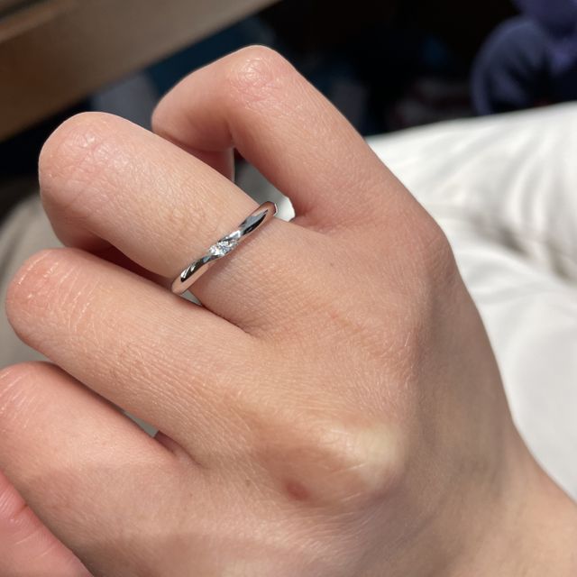 【エクセルコダイヤモンド(EXELCO DIAMOND)の口コミ】 指輪を着用時、とっかかりがなくスルッと入って今までにない指輪の着け心…