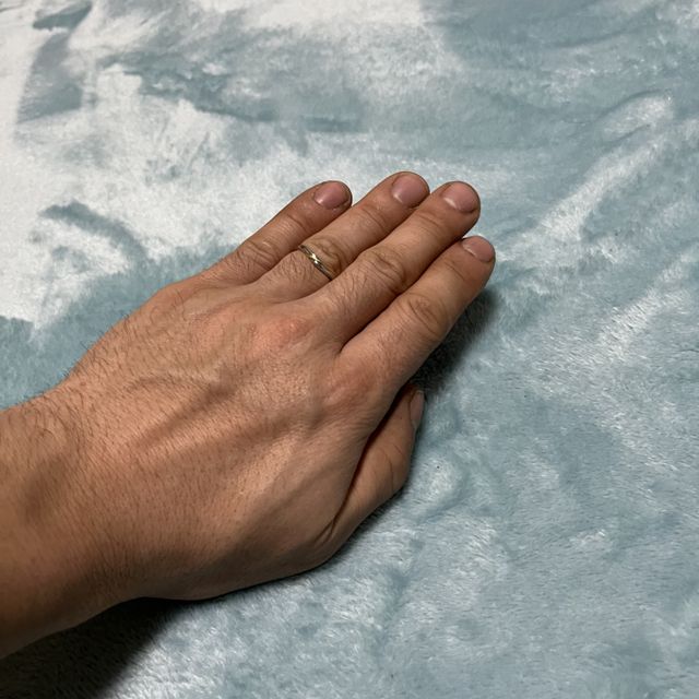 【ケイウノ ブライダル(K.UNO BRIDAL)の口コミ】 妻が乗り気だったのできめました。
当初は結婚指輪を探して6軒目だったの…