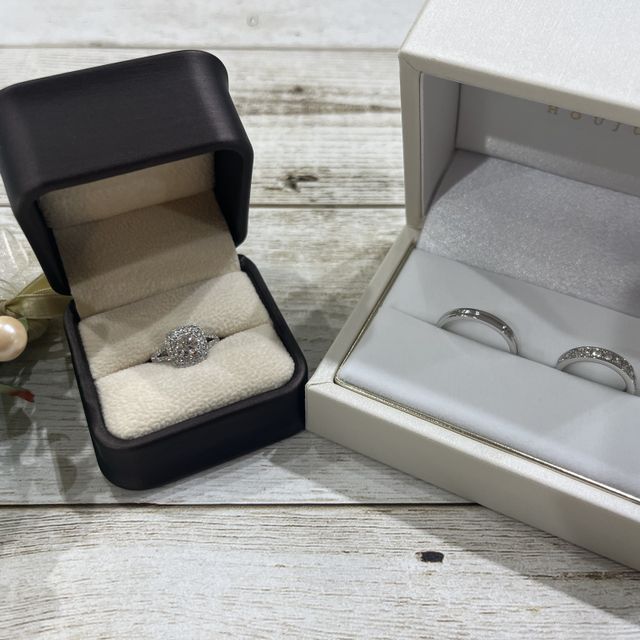 【宝寿堂(ほうじゅどう)の口コミ】 エンゲージはデザインにこだわりました。
どうしてもこのデザインが欲しか…