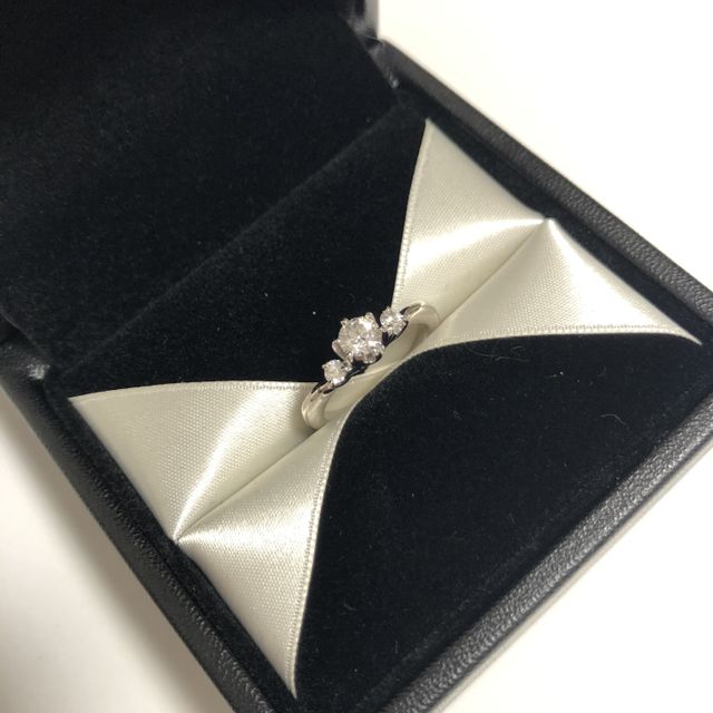 【エクセルコダイヤモンド(EXELCO DIAMOND)の口コミ】 最初はダイヤモンドに一目惚れし、ダイヤのみ先に購入しました。枠は他の…