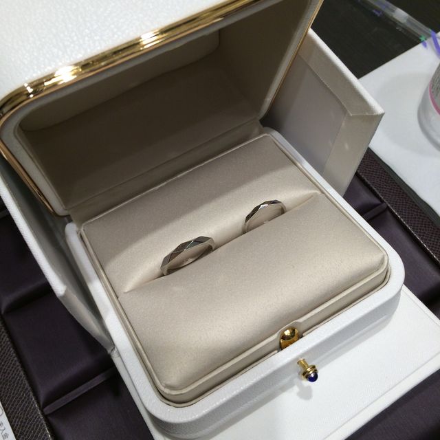 【ブシュロン(BOUCHERON)の口コミ】 ハイジュエラーの中で、石なしでデザイン性の優れた指輪を探していて、た…