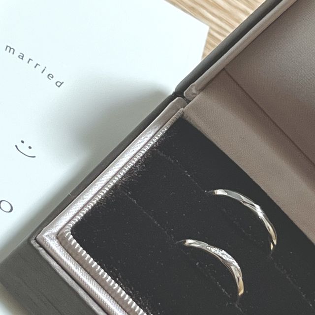 【アイプリモ(I-PRIMO)の口コミ】 婚約指輪を購入しない代わりに１つで二役になるタイプと指が太くて短いの…