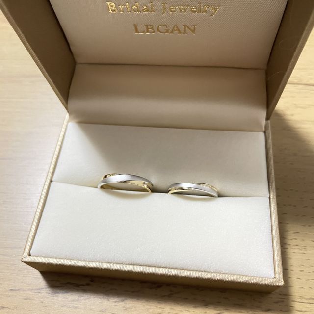 【LEGAN(レガン)の口コミ】 ダイヤは婚約指輪でいただいたのと、そこまで宝石に興味がなく、お互い石…