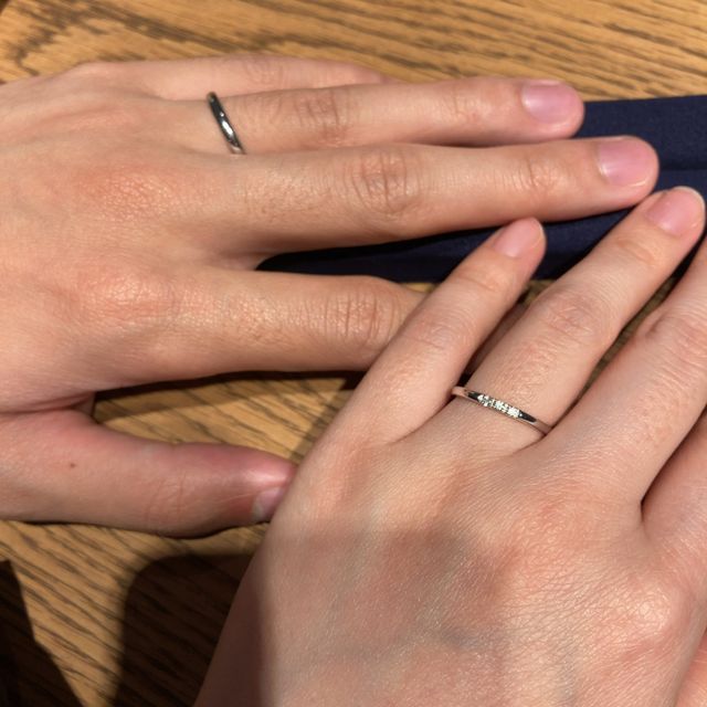 【BIJOUPIKO(ビジュピコ)の口コミ】 ウェーブでダイヤが少しついたデザインの指輪がいいなと思って探していた…