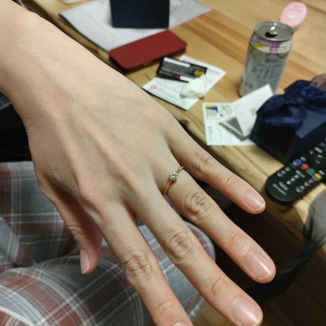 【銀座ダイヤモンドシライシの口コミ】 彼女が気に入ったデザインの婚約指輪があったことと、結婚指輪もお互いが…