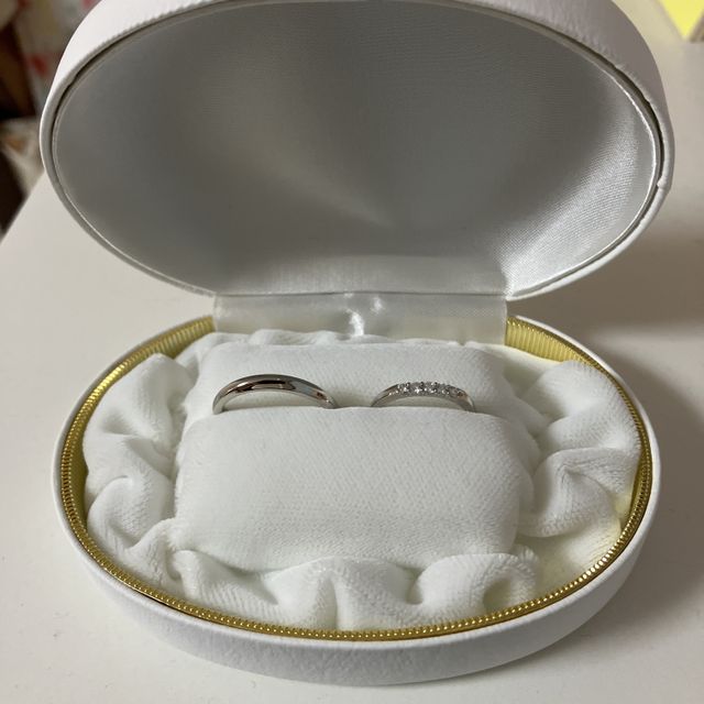 【カオキ　ダイヤモンド専門卸直営店の口コミ】 定員さんが迷わないようにいくつか候補をだしていただき、デザインも石の…