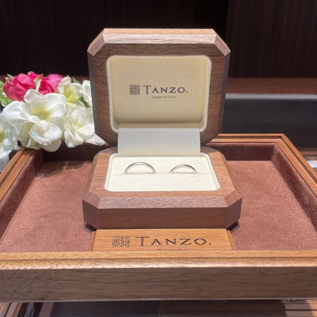 【TANZO.(鍛造指輪)の口コミ】 TANZOを選んだ決め手は「品質」です。
周囲の結婚指輪事情を聞いていて、…
