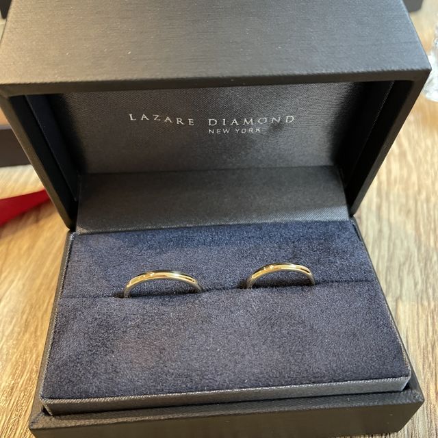 【ラザール ダイヤモンド(LAZARE DIAMOND)の口コミ】 指輪を買う前から、ダイヤなど入っていないシンプルなゴールドにしようと…